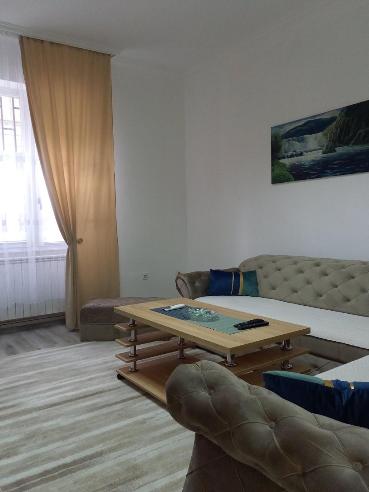 Hansa Apartment Sarajevo Buitenkant foto