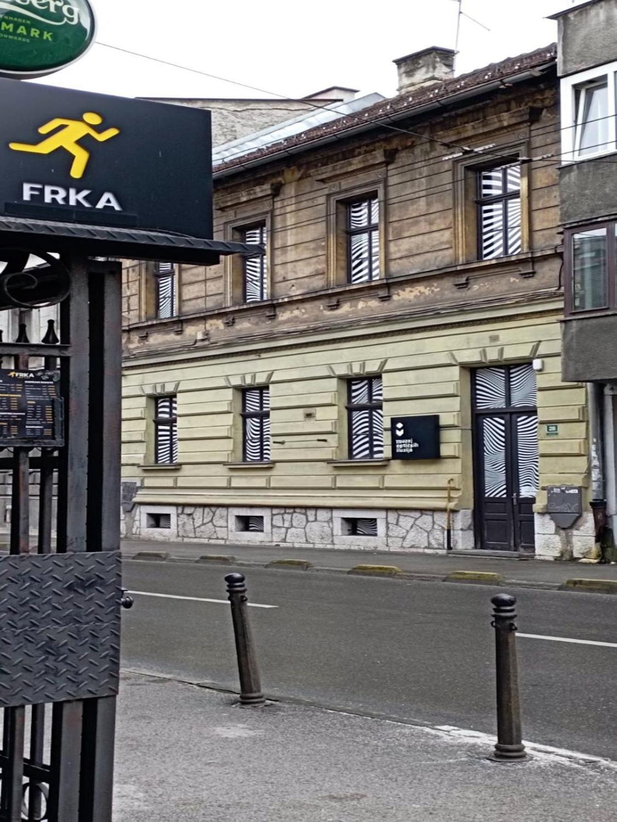 Hansa Apartment Sarajevo Buitenkant foto